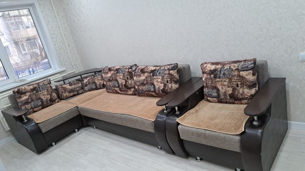 Продам угловой диван