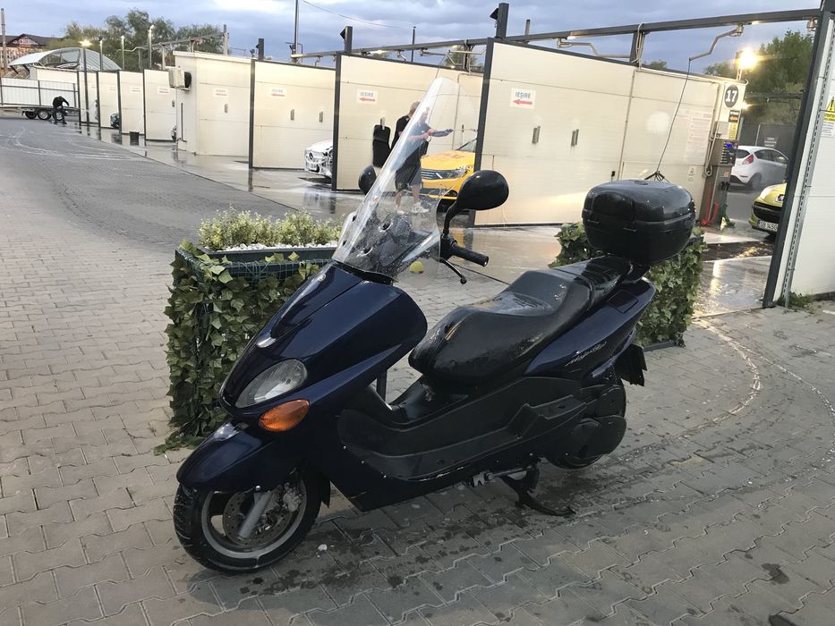 Yamaha majesty 150 cc