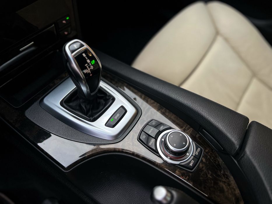 BMW 530d/E60 3.0 235 CP/2009/Soft Close/Head up/Night Vison/Logic 7