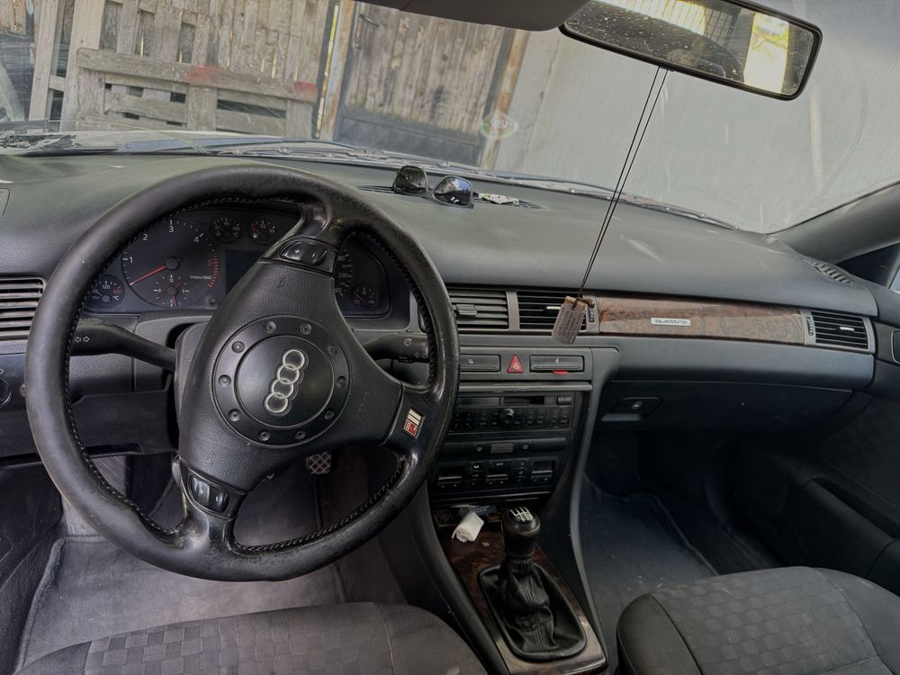 Audi A6 quattro комби