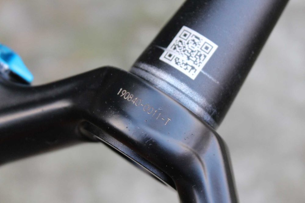 Fox 36 Kashima 29 Factory FIT Grip 2 180mm + shaft 160mm + ax Burgtec