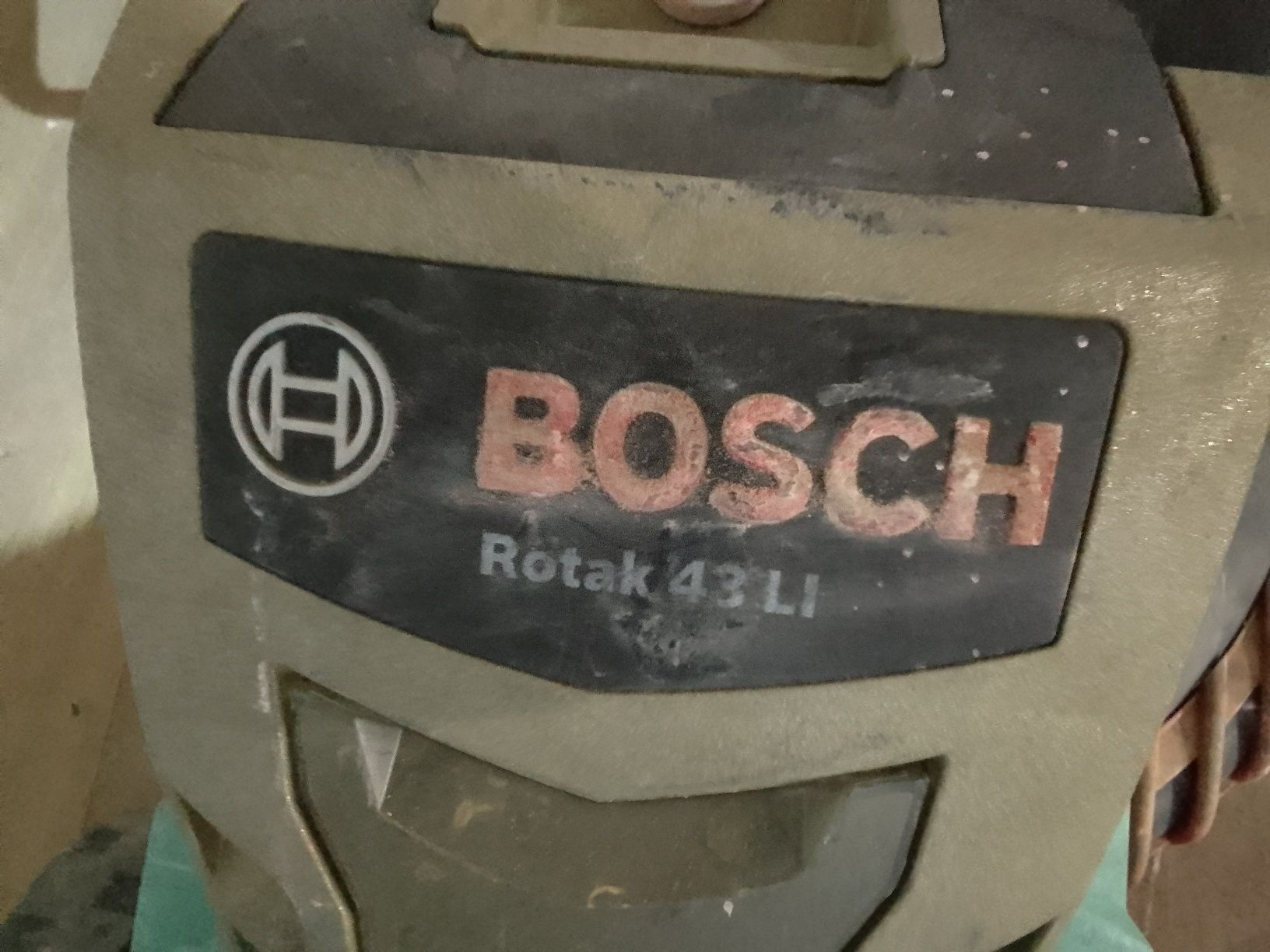 Bosch rotak 43              .