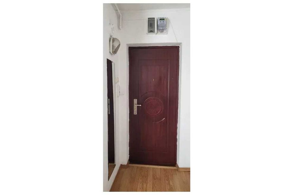 Garsoniera Titan 1 Decembrie-Metrou