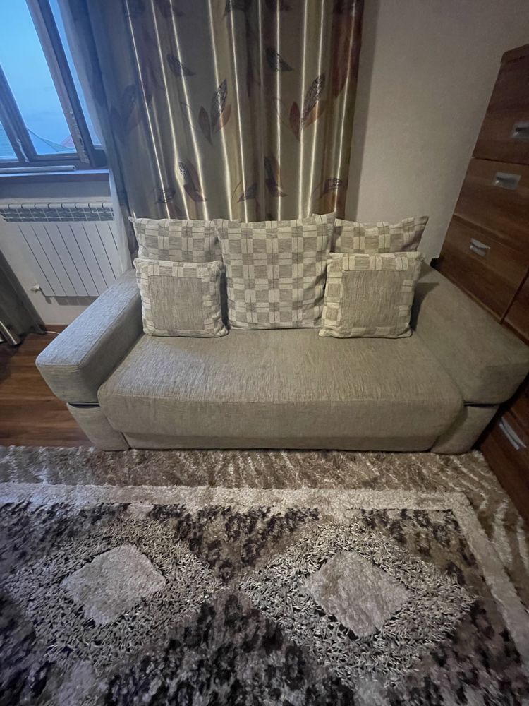 Продам диван двухместный производство Турция