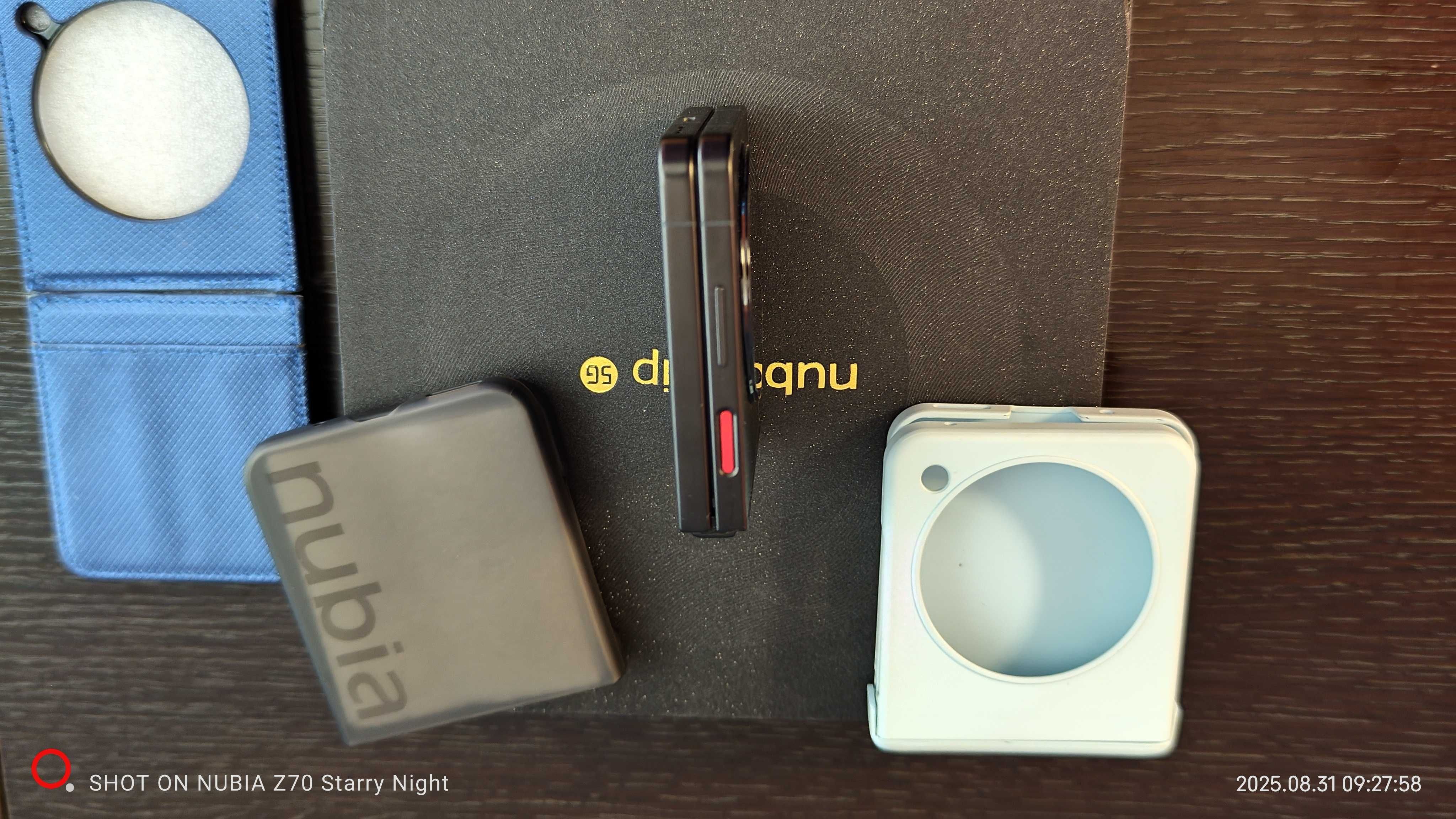 Продавам ZTE Nubia flip 5g