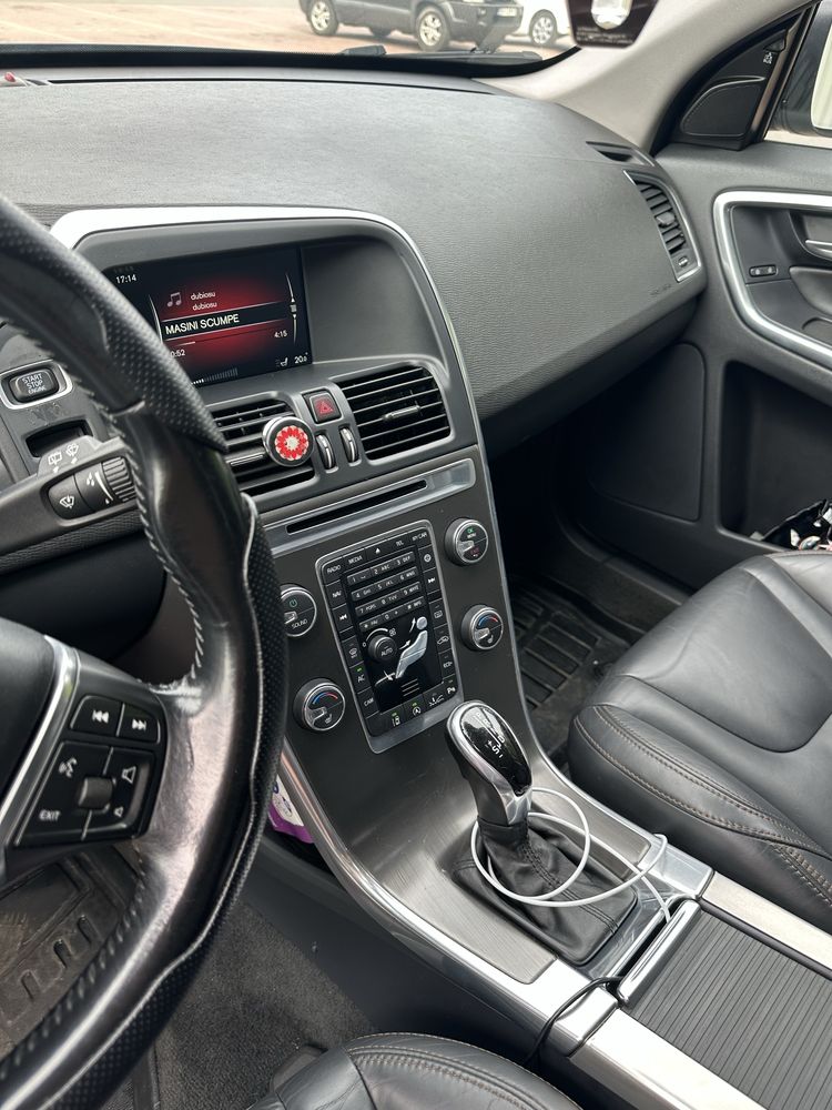 Volvo XC 60, 2.0 181 cai, euro 6, masina personala