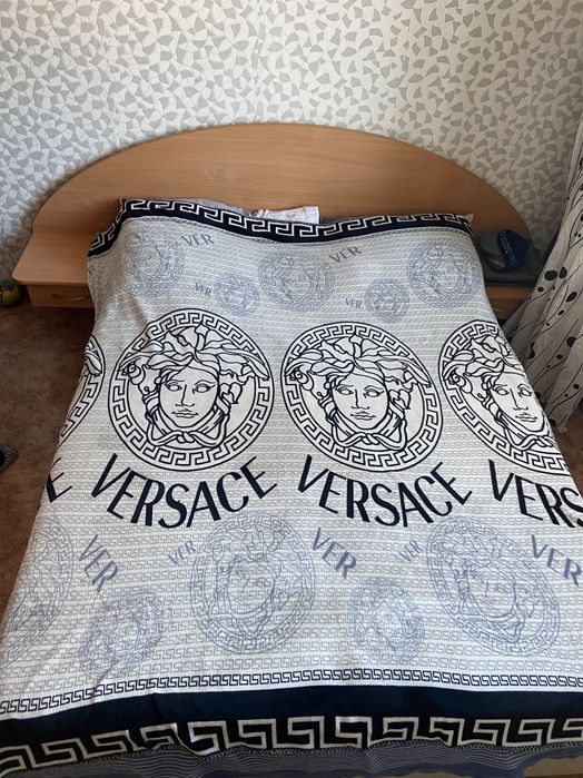 Спальный кровать