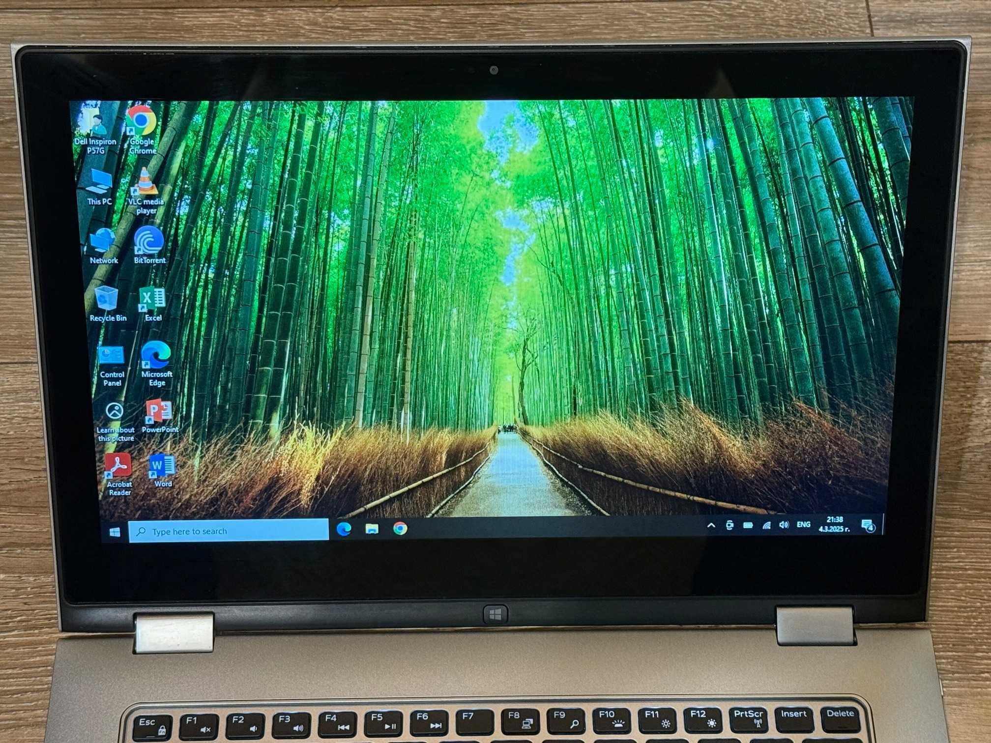 Dell Inspiron 7359 2 in 1 i3 6th/4 RAM/256SSD