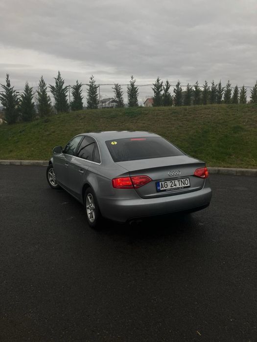 Vând Audi A4 b8 2009
