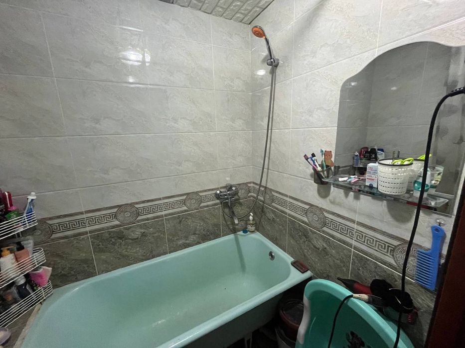 Авиасозлар 2, Кадышева базар продается квартира