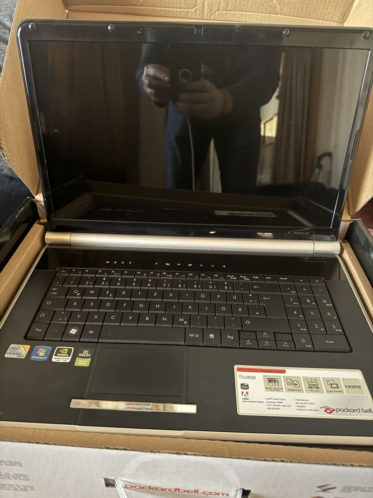 Лаптоп Packard Bell easynote LJ65