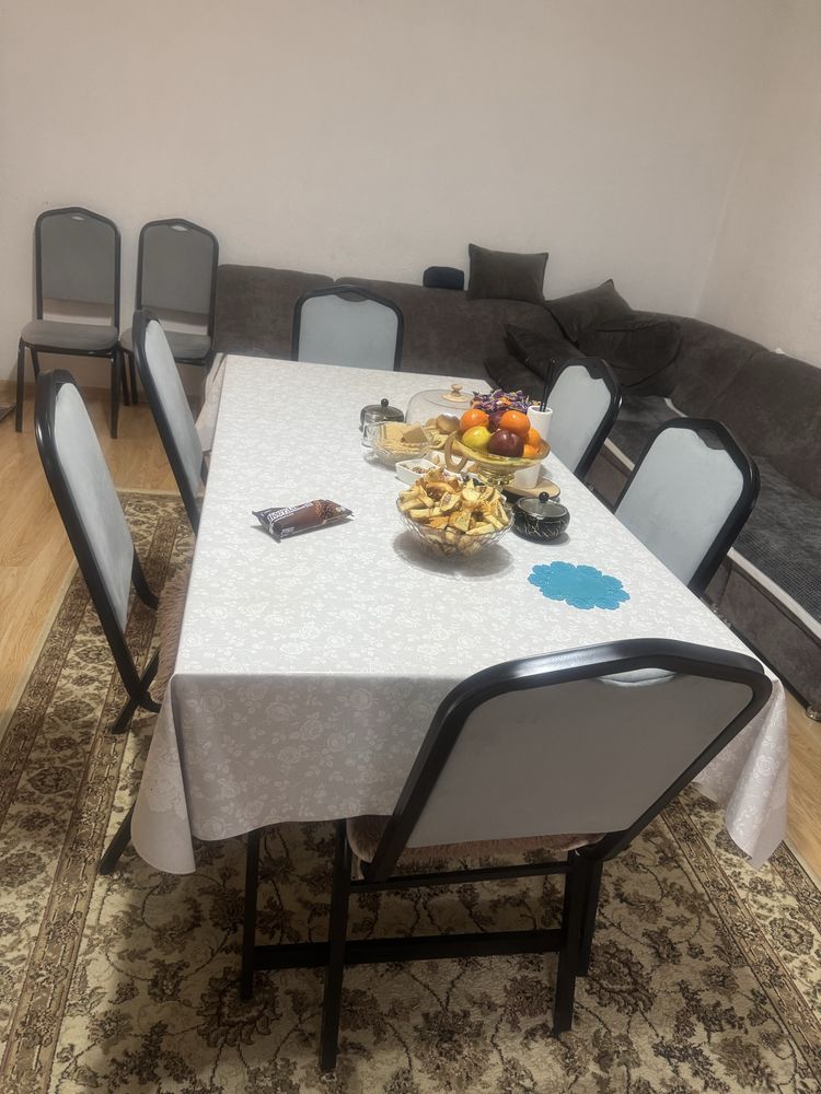 продам стол с 8 ю ст