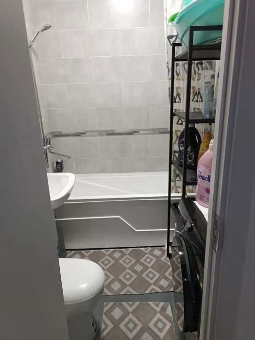 Сдается в аренду 2 - ком  6/9  Юнусобадский   Бадамзар  037*