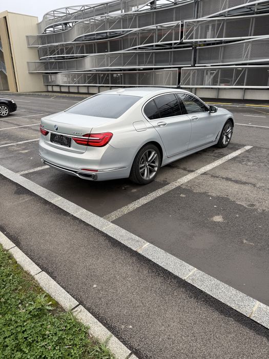 Bmw seria 7 Xdrive