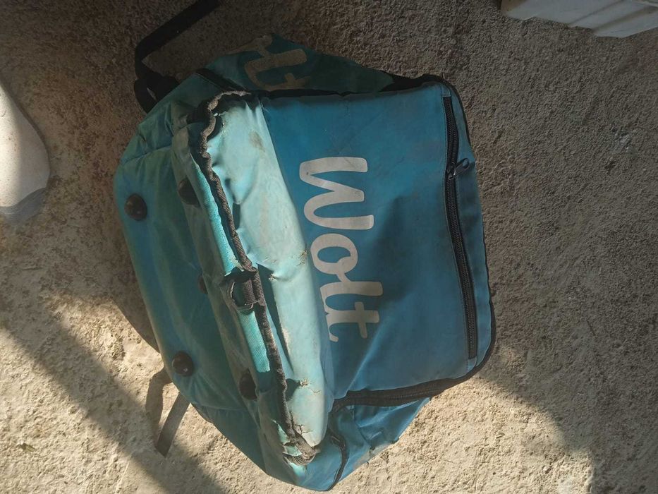 продам термо сумки Wolt, билет на любое мероприятие