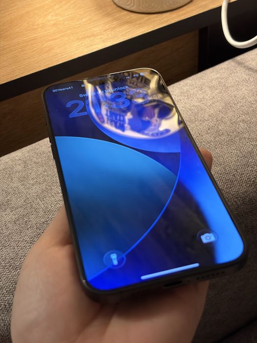 Iphone 15 pro max ( 96% battery health )