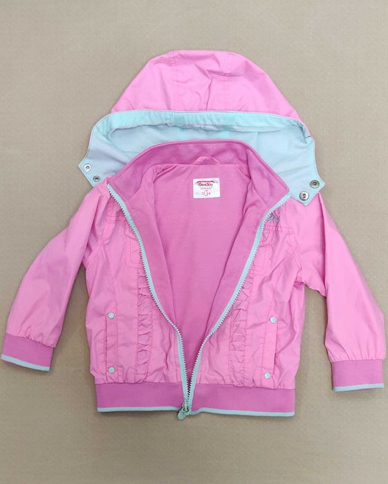 Качественная яркая ветровка от Gee jay (Gloria Jeans)