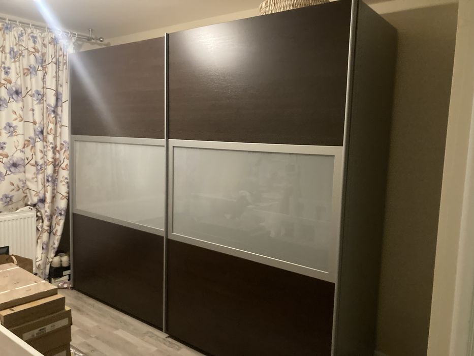 Dressing 267 lungime x 70 adâncime x 220 înălțime