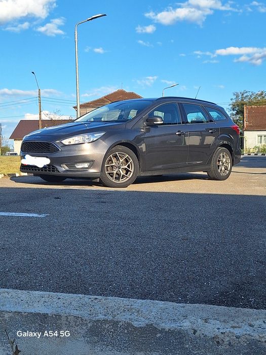 Ford Focus 1.0 EcoBoost, 125 CP, fabricat 20.10.2015 – 143.000 km