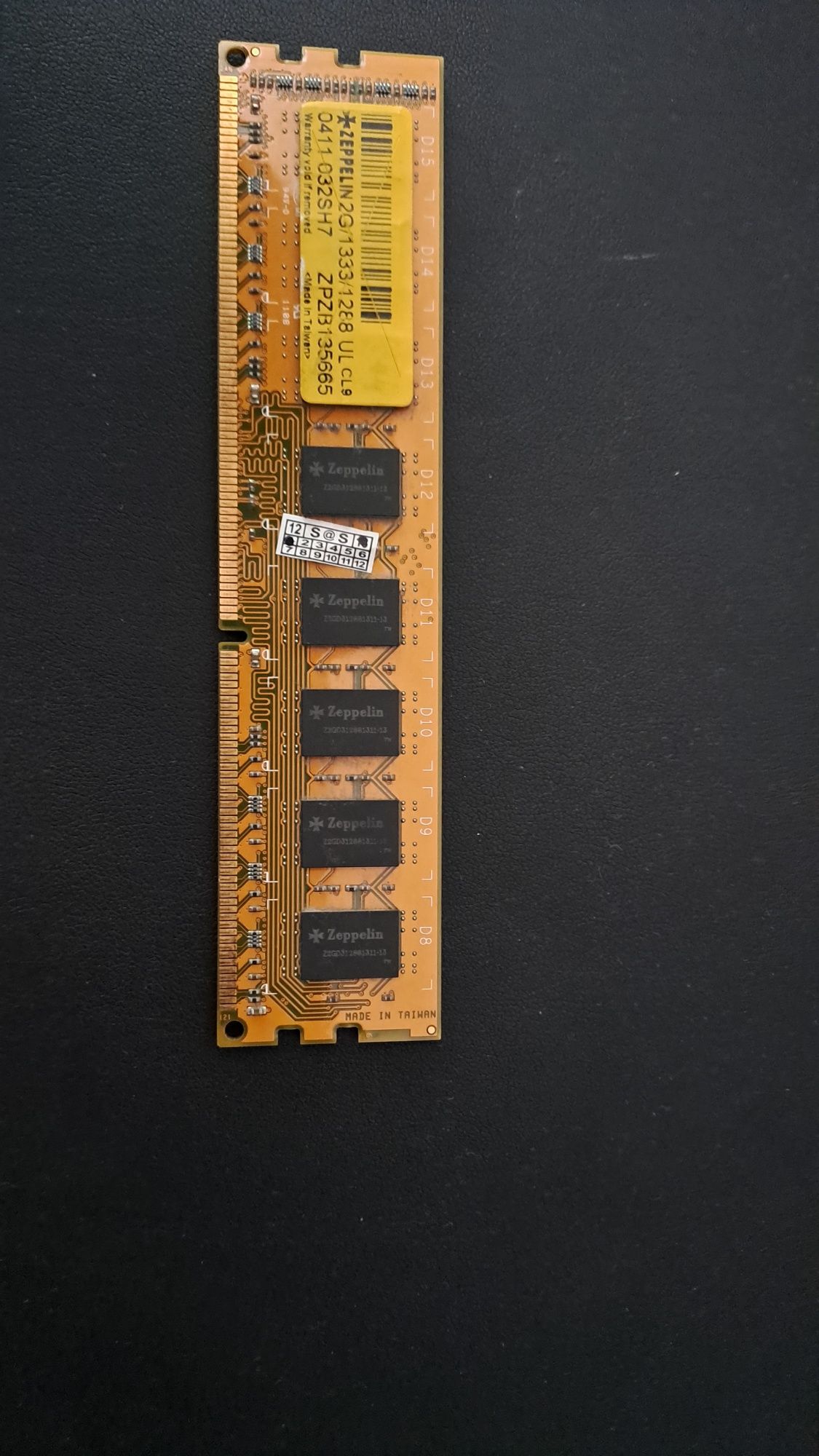 DDR3 Zeppelin 2gb/1333/1288 ULcl9
