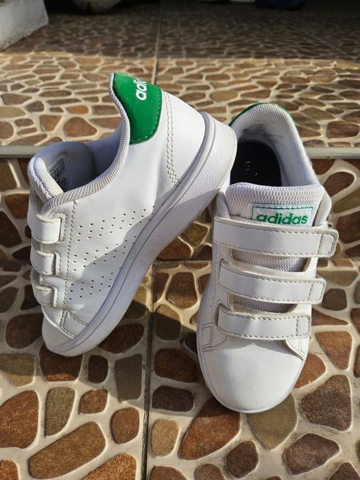 Pantofi Adidas sport de piele ecologica cu velcro