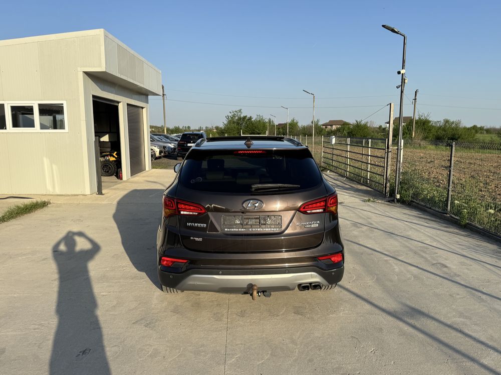 Hyundai Santa Fe Facelift/4x4/led/panorama/soft close/keyless/camere/m
