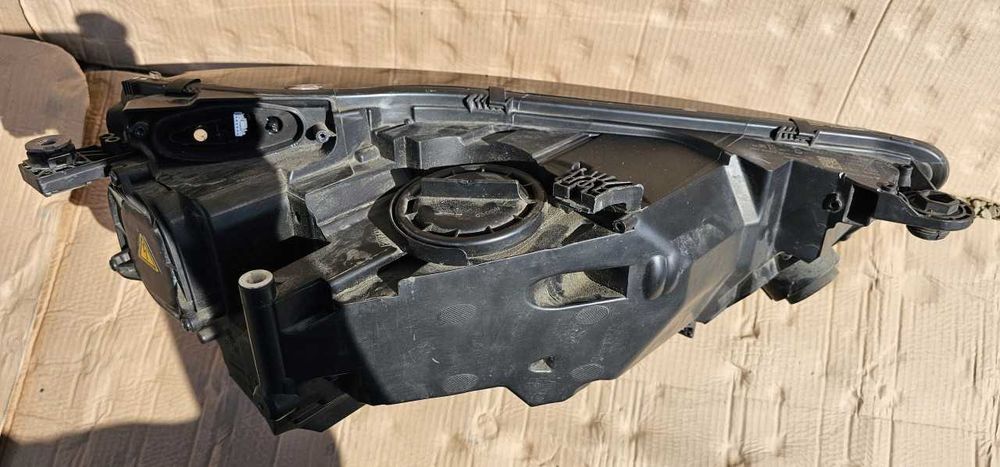 Far stanga Led Xenon Audi Q5 FY 2017 2018 / 2019 2020