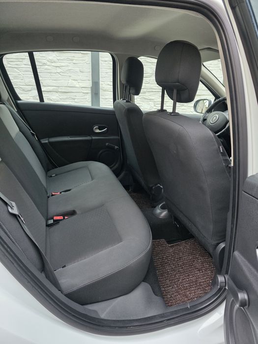 Renault Clio III Facelift (2010)- 108.000 KM