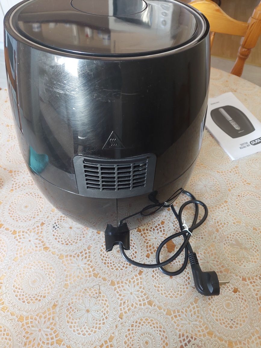 AIRE FRYER DELUXE ( въздушен фритюрник )