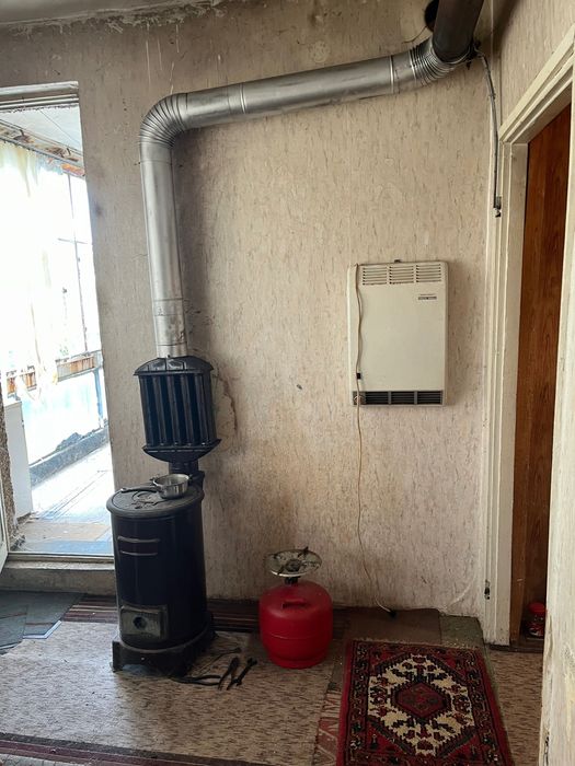 Продава се Тристаен апартамент в София, Център - 72 кв.м за 319 €/кв.м - Снимка #1