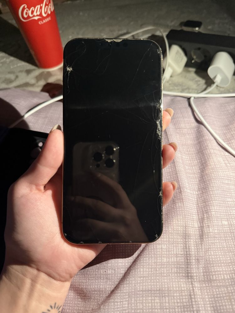 Продам IPHONE 13 Pro Max