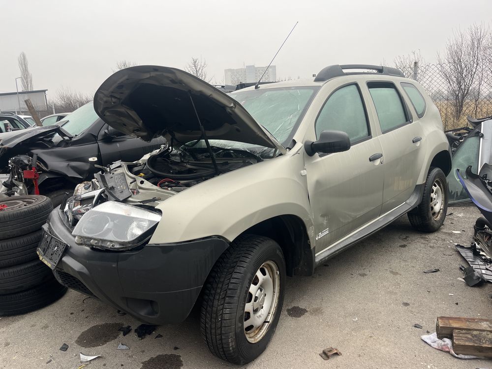 Dacia Duster 1.5 DCI 2012г 90 к.с За части