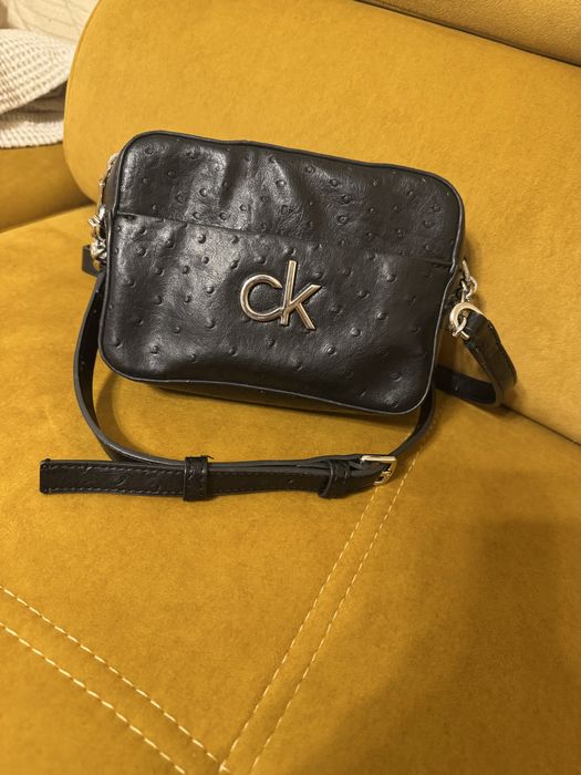 Дамска малка чанта cK