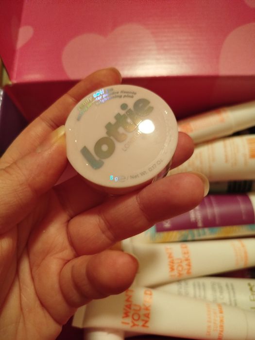 Козметика от bellebox