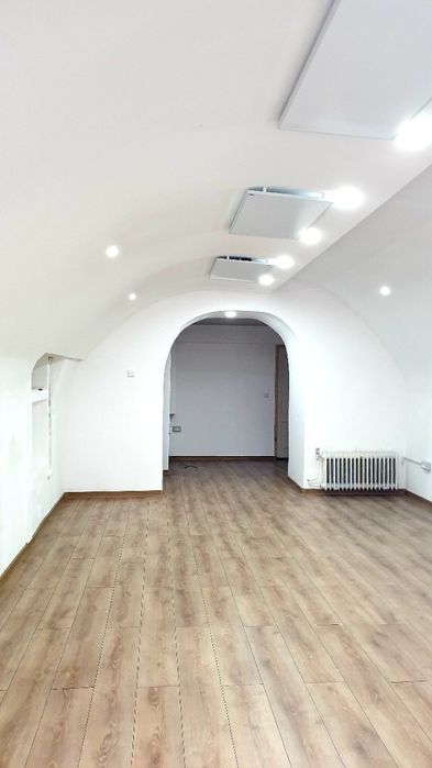 De inchiriat spatiu comercial ultracentral