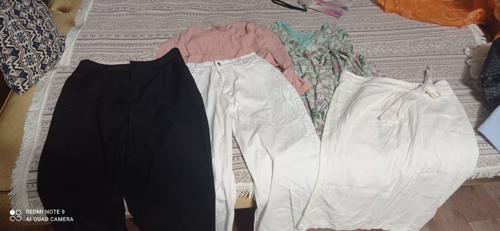 Продам вещи,и кроссовки, все в отличном состоянии