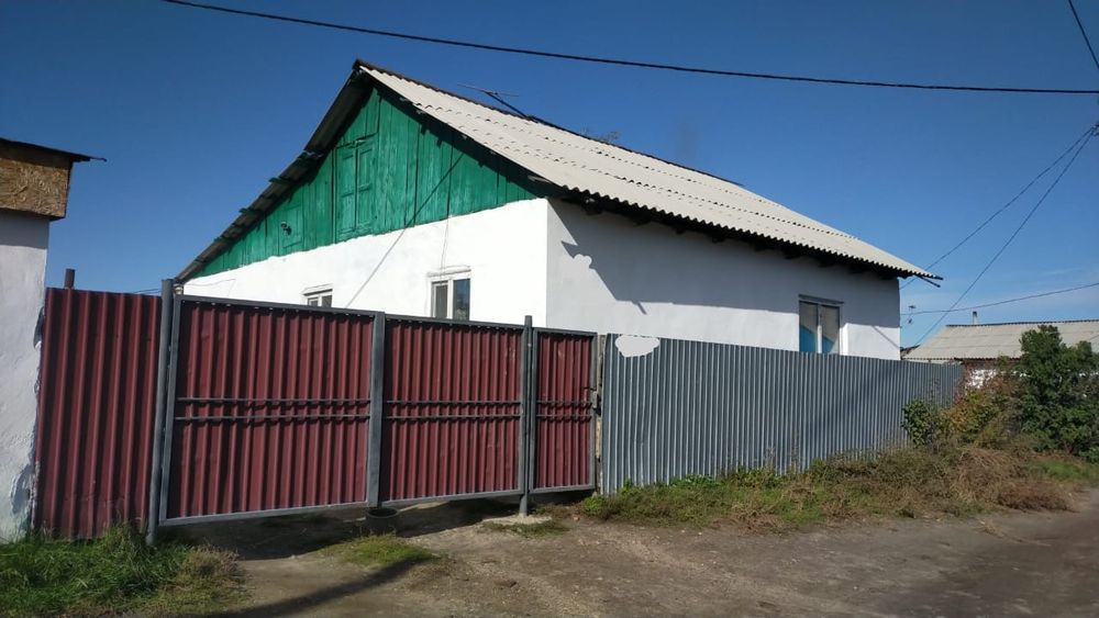 Продам дом 4 комн дом Садовотство