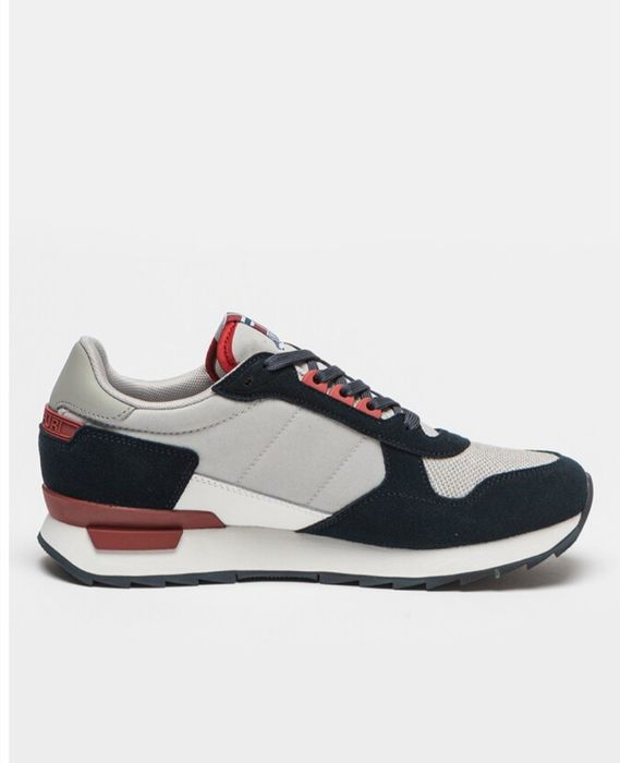 Vand adidasi Napapijri ,sunt noi în cutia originala