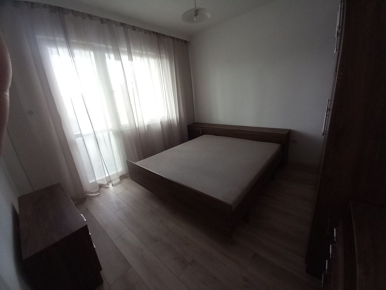 Дава се под наем Тристаен апартамент в Пловдив, Южен - 98 кв.м за 433.5 € - Снимка #7