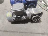 Motor electric trifazat cu reductor, 0.18kW, 46rpm, 380V