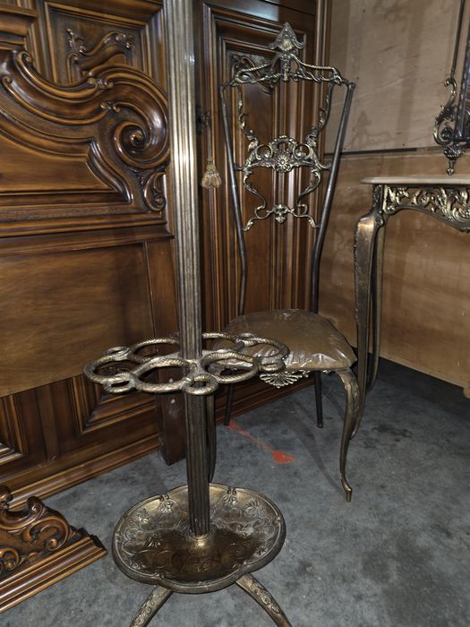 Set măsuță 2 scaune cuier în bronz masiv consola