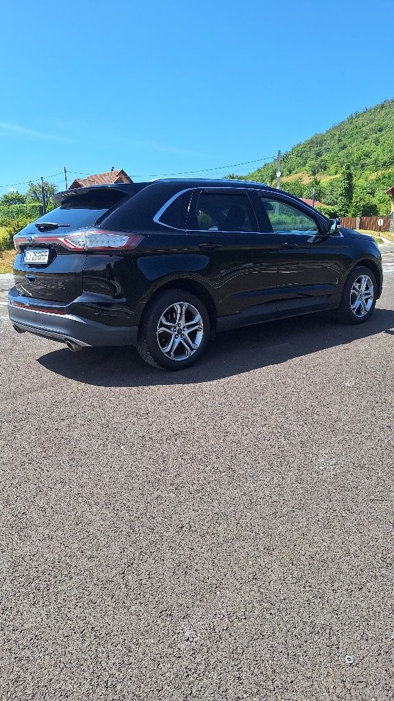 Vand Ford Edge 4×4 211 Cp