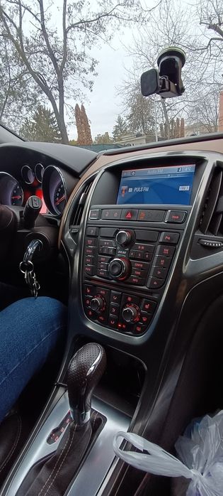 Opel Astra J benzina +GPL
