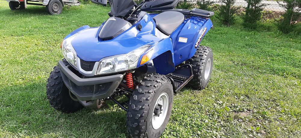 Vând atv Sym 250 cc