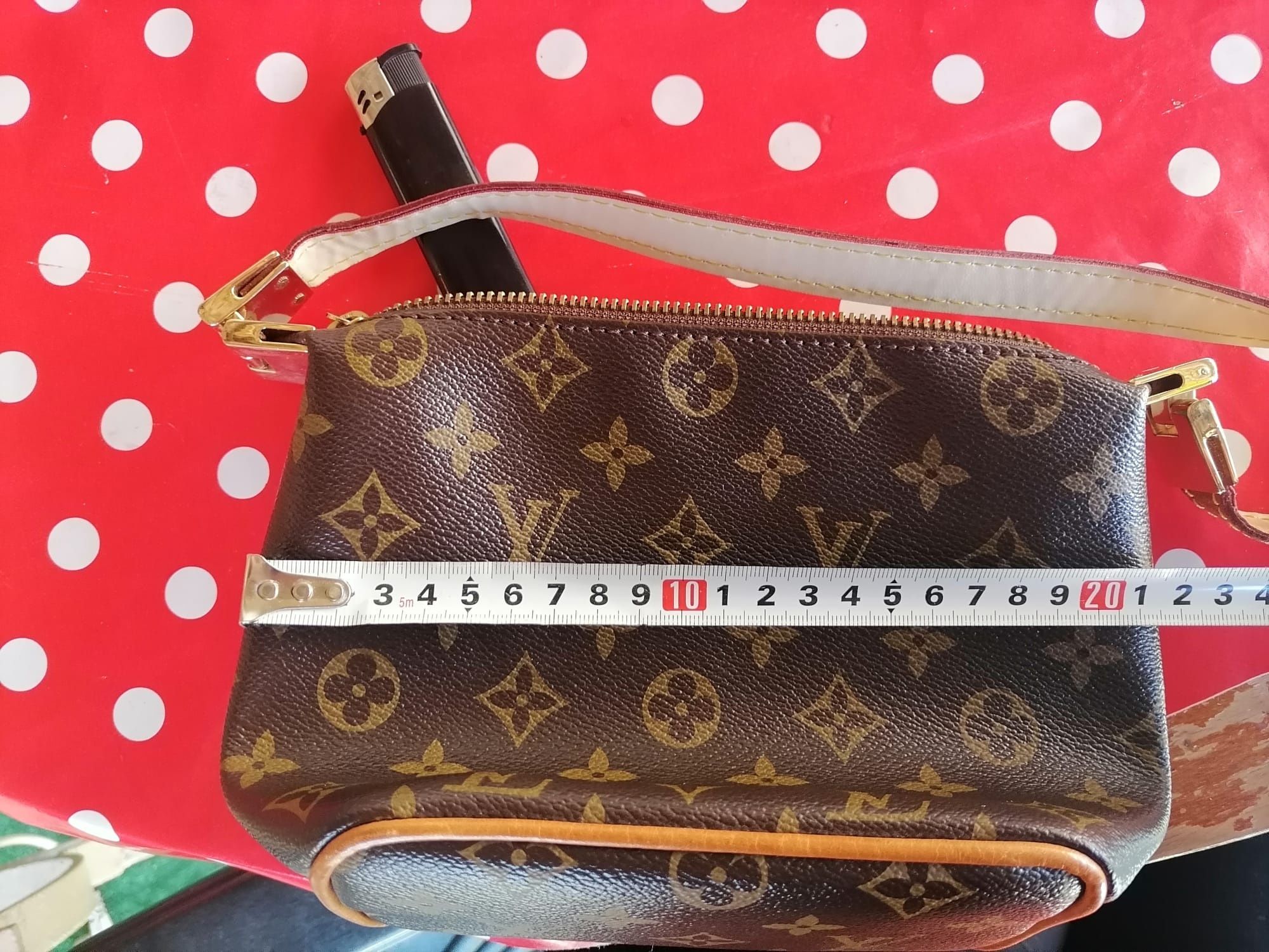 Чанта Louis Vuitton