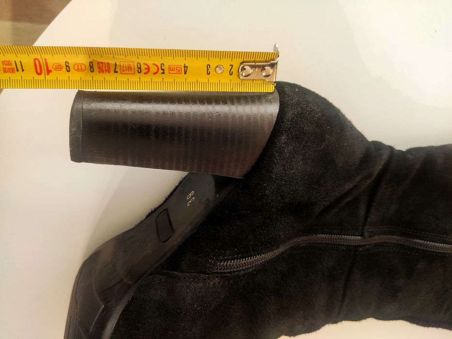 Зимни ботуши от естествен велур