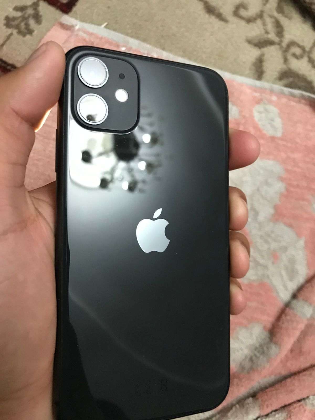 Iphone 11 в отличном состояний