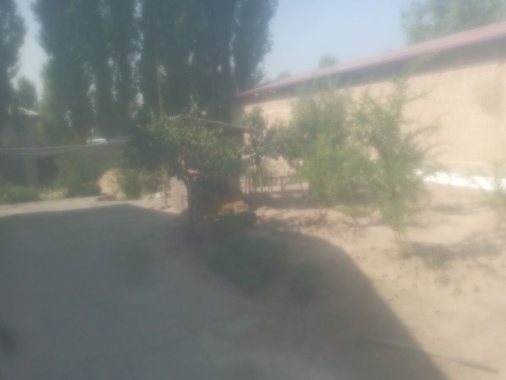 Assalomu aleykum yaxshimisila yer sotiladi 2 sotix srochna