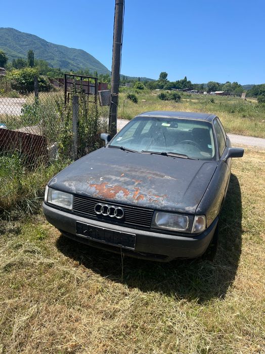 Ауди 80 на части