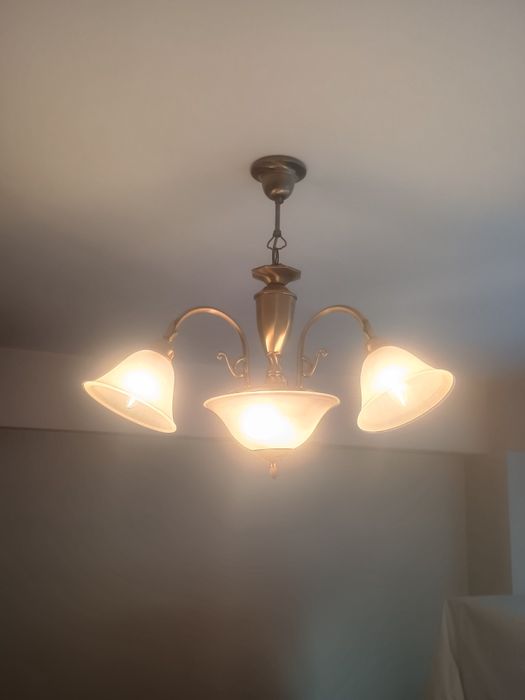 Lustra clasic- elegant.